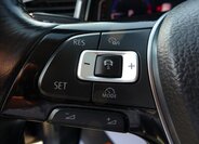 Volkswagen T-Roc SUV / Terénní 2,0 l 110 kw