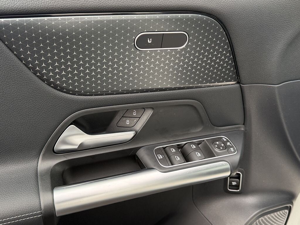 Mercedes-Benz GLA SUV / Terénní 2,0 l 85 kw