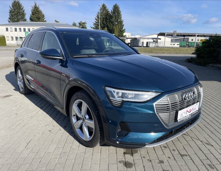 Audi e-tron Kombi 0,0 300 kw