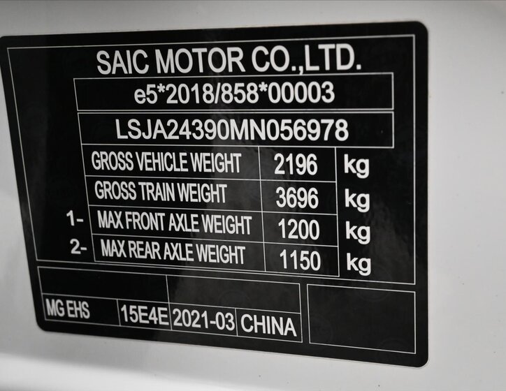 MG EHS SUV / Terénní 1,5 l 119 kw