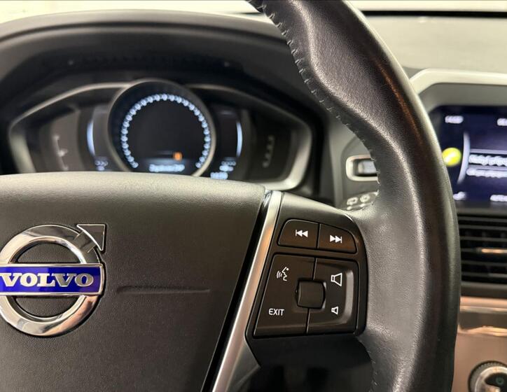 Volvo XC60 16
