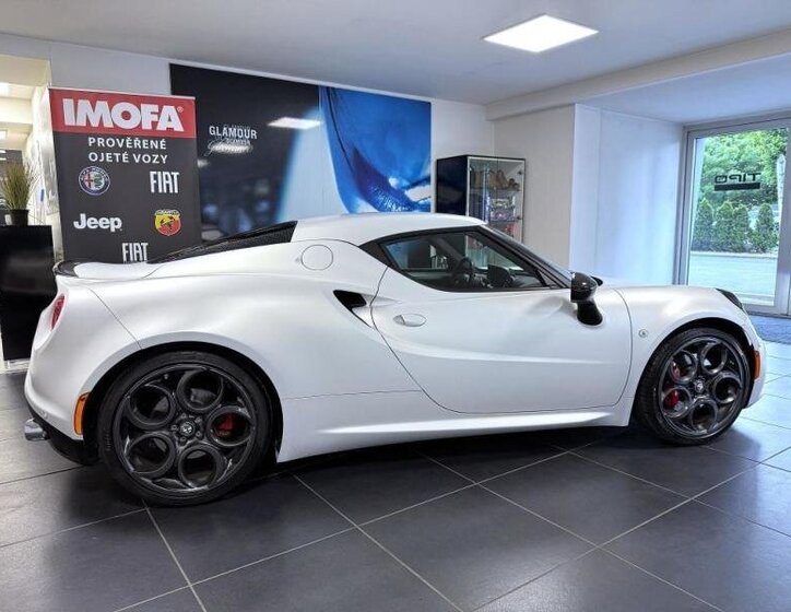 Alfa Romeo 4C Kupé 1,7 l 176 kw