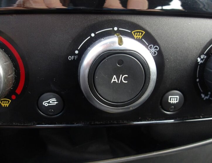 Renault Clio Hatchback 1,1 l 54 kw