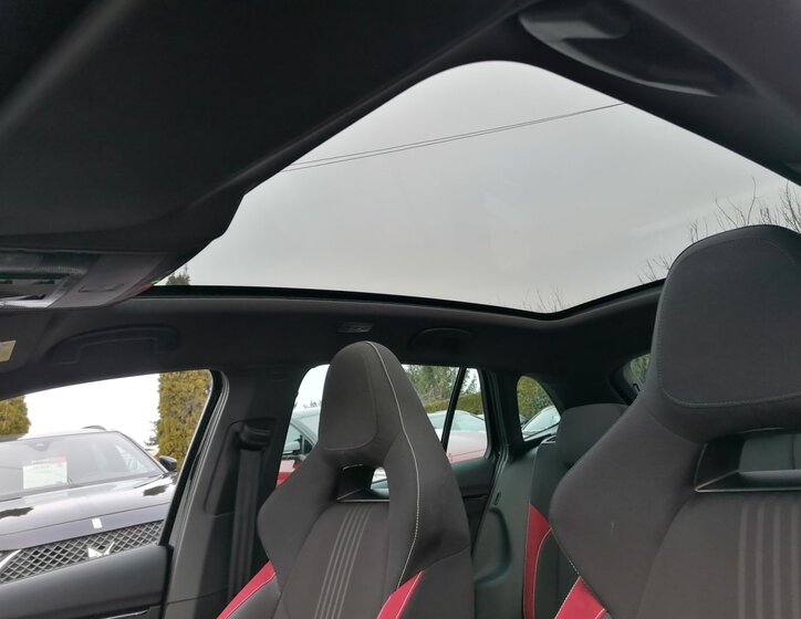 Škoda Scala Hatchback 1,5 l 110 kw