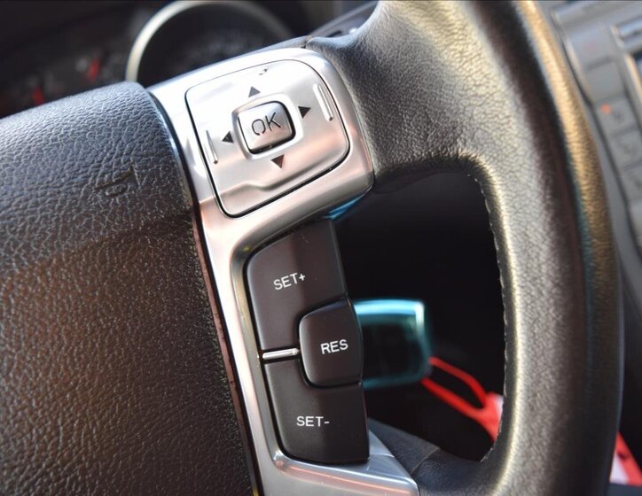 Ford S-MAX MPV 2,0 l 107 kw