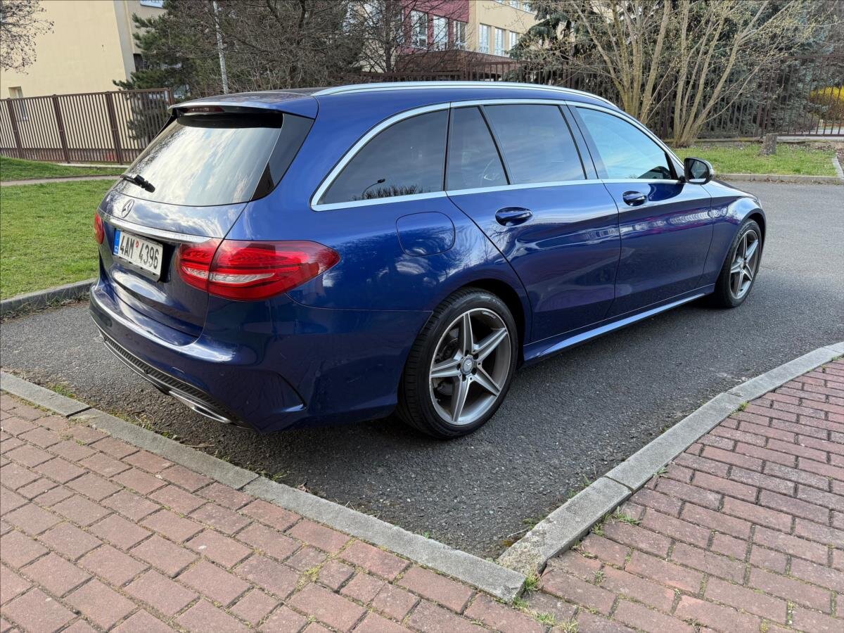 Mercedes-Benz Třídy C Kombi 2,1 l 150 kw