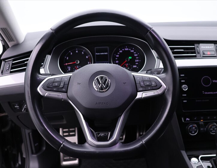 Volkswagen Passat Kombi 1,5 l 373 kw