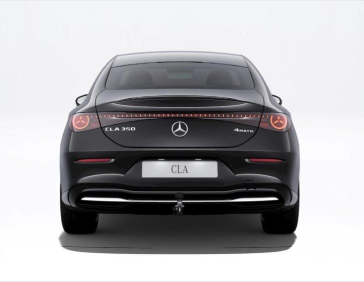 Mercedes-Benz CLA 5