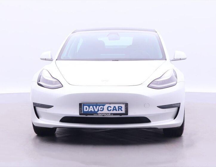 Tesla Model 3 Sedan 0,0 324 kw