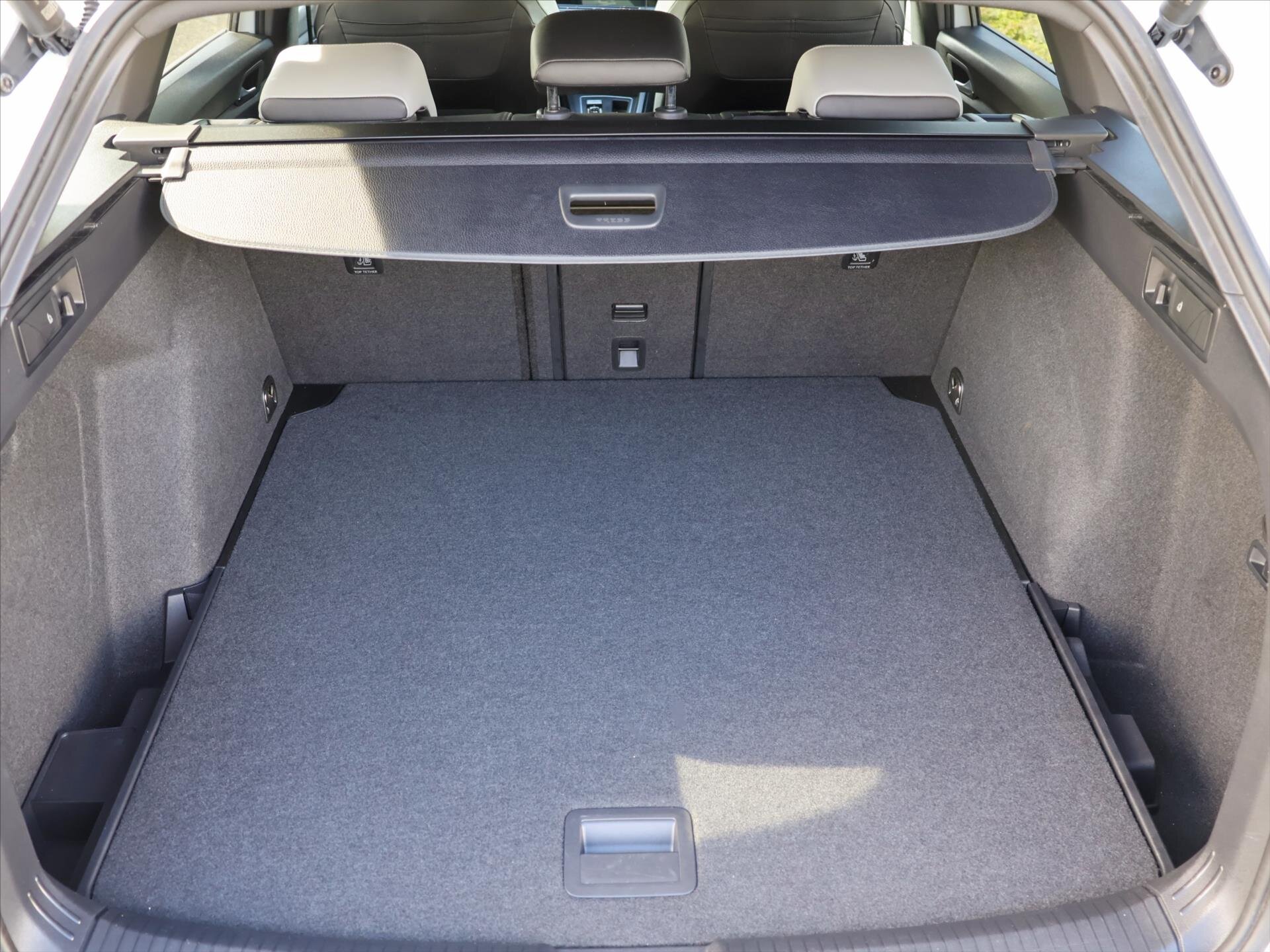 Volkswagen Golf Kombi 2,0 l 110 kw