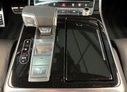 Audi SQ8 SUV 4,0 l 373 kw