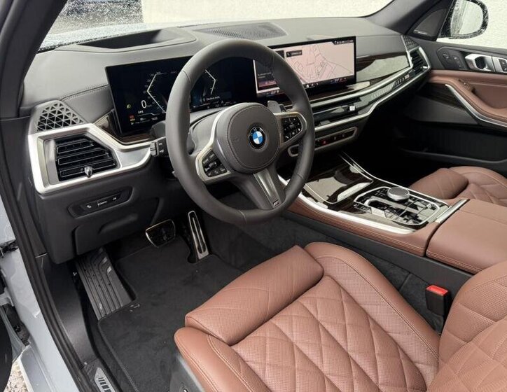 BMW X5 SUV 3,0 l 250 kw