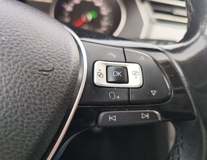 Volkswagen Passat Kombi 2,0 l 176 kw