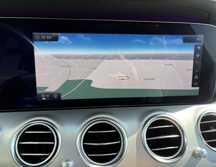 Mercedes-Benz Třídy E Sedan / Limuzína 3,0 l 190 kw