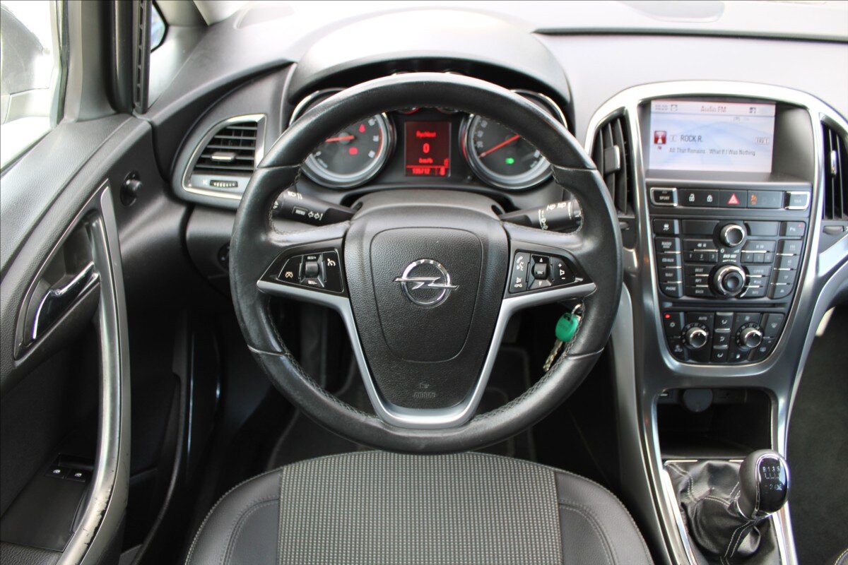 Opel Astra Hatchback 1,4 l 103 kw