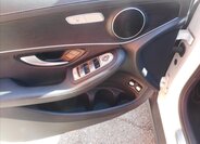 Mercedes-Benz GLC SUV / Terénní 2,0 l 143 kw