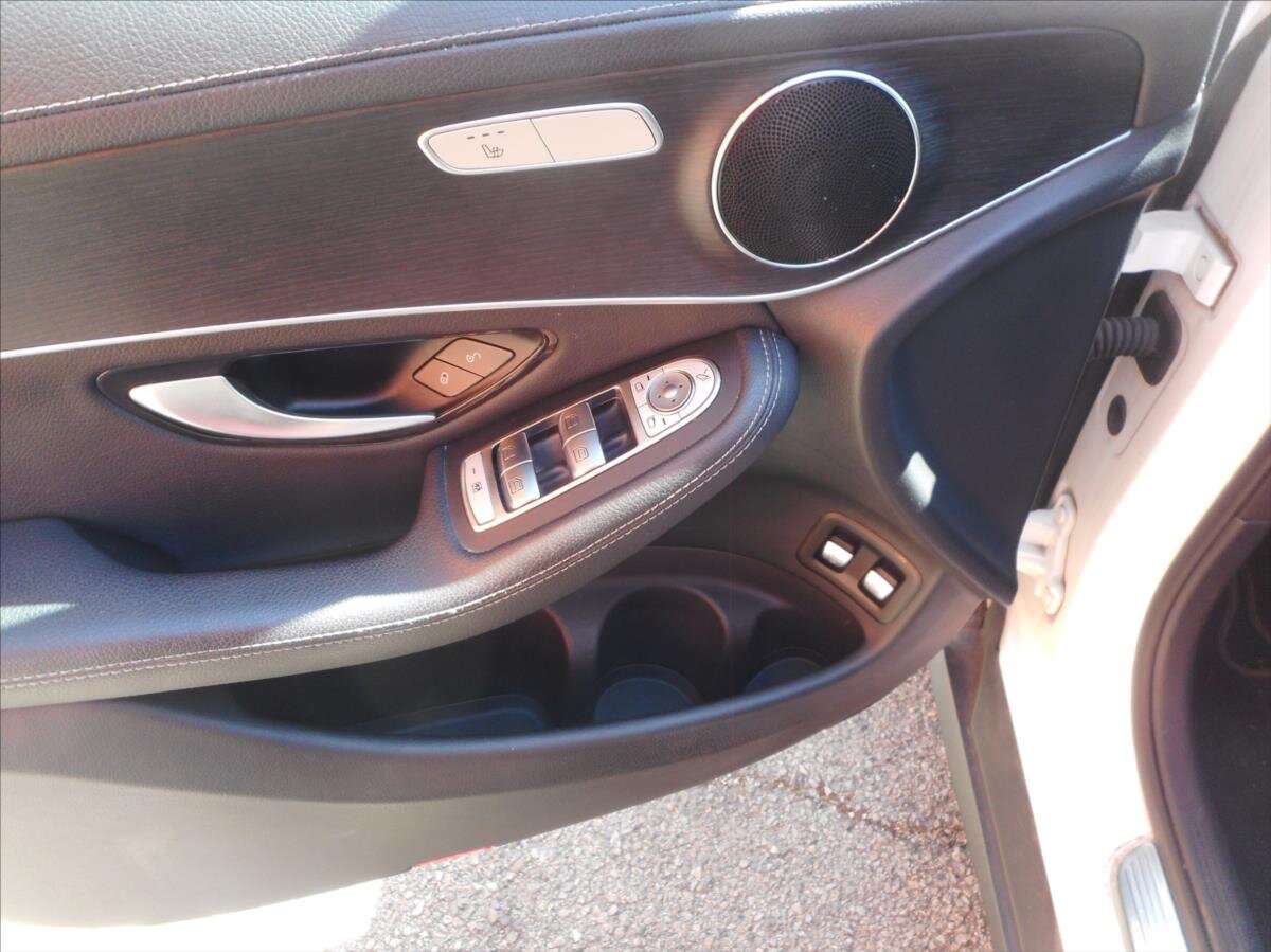 Mercedes-Benz GLC SUV / Terénní 2,0 l 143 kw