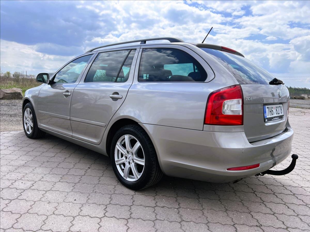 Škoda Octavia Kombi 1,6 l 77 kw