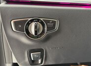 Mercedes-Benz Třídy E 19