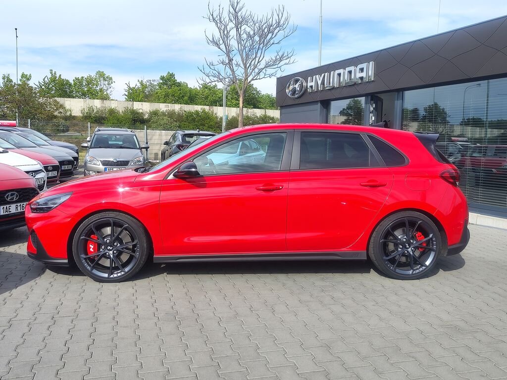 Hyundai i30 Hatchback 2,0 l 206 kw