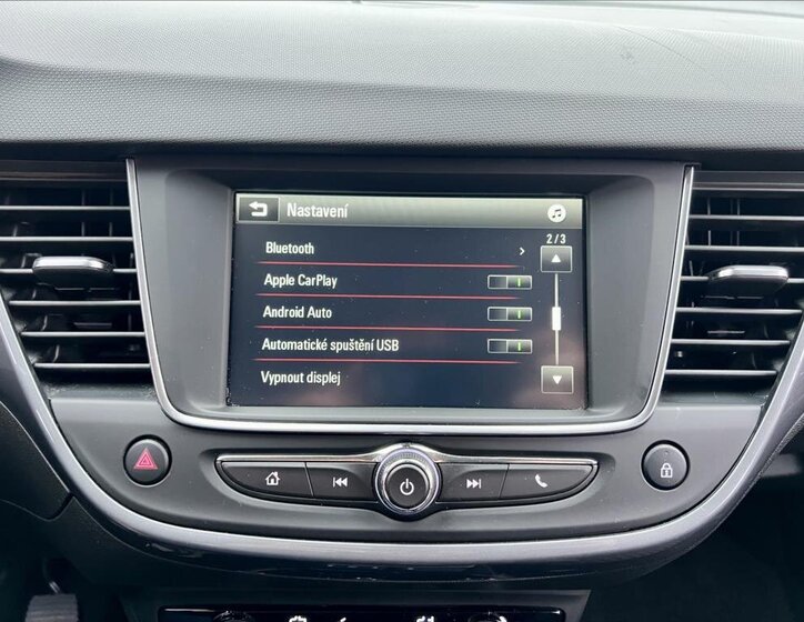 Opel Crossland X SUV 1,5 l 75 kw