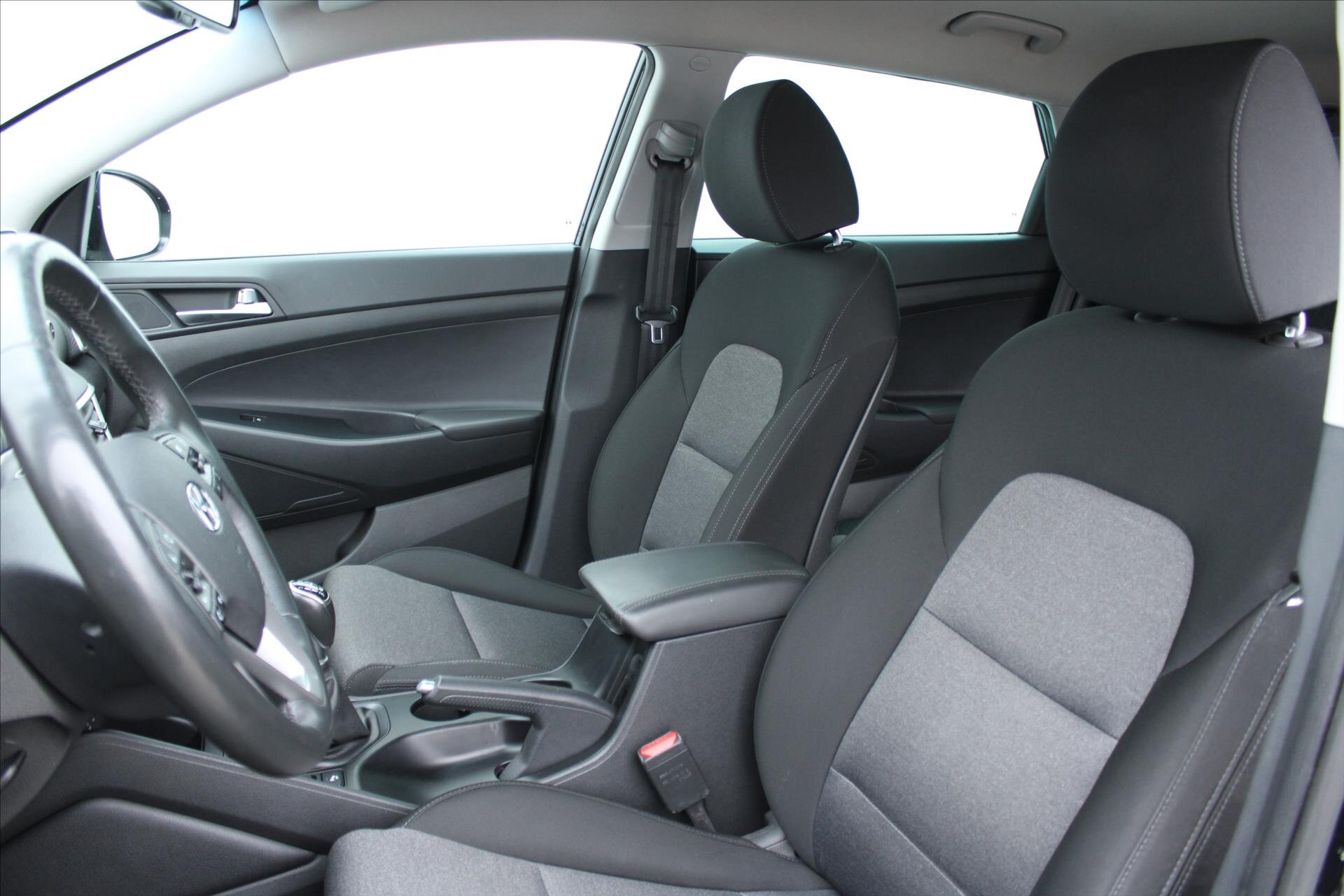 Hyundai Tucson SUV 1,6 l 85 kw