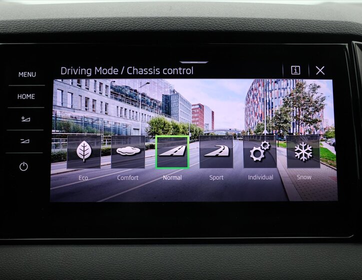 Škoda Karoq SUV / Terénní 2,0 l 110 kw