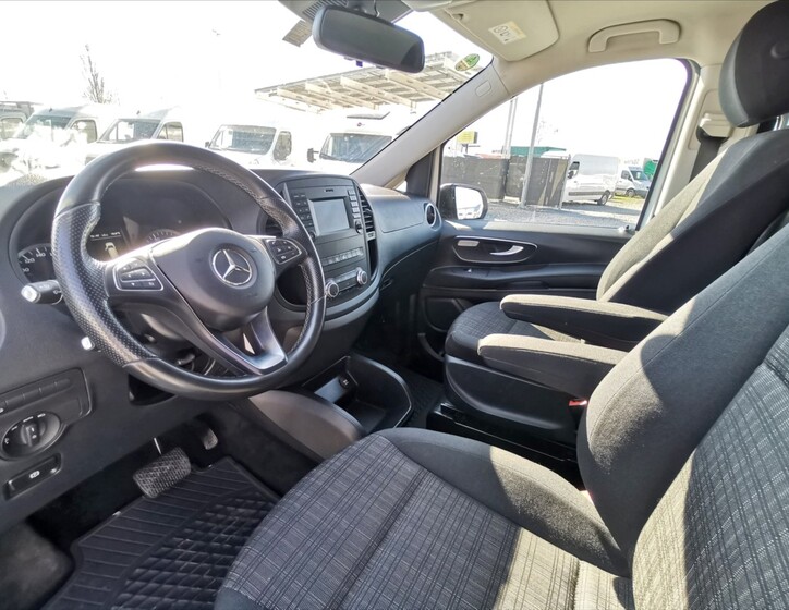 Mercedes-Benz Vito 6