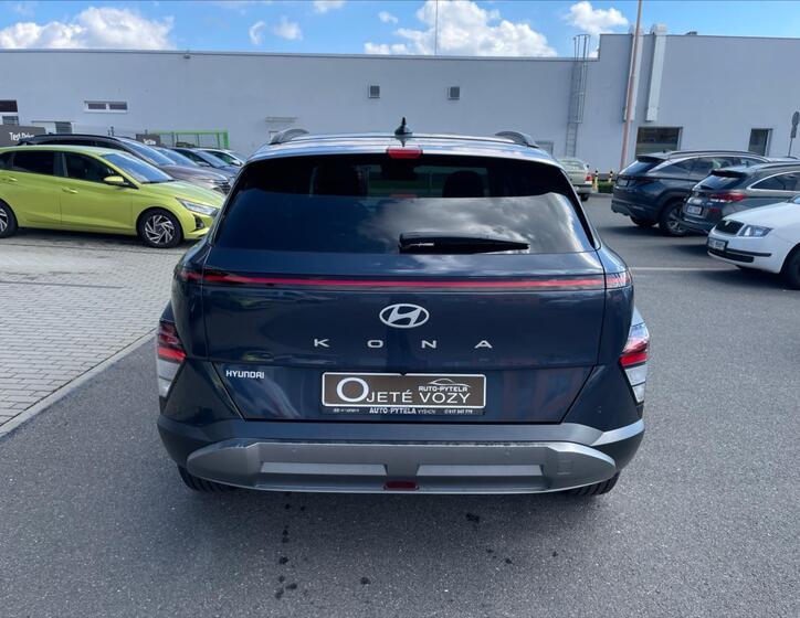 Hyundai Kona 5