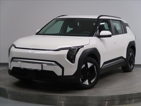 KIA EV3 SUV / Terénní 0,0 150 kw