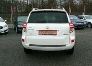 Toyota RAV4 SUV / Terénní 2,2 l 110 kw