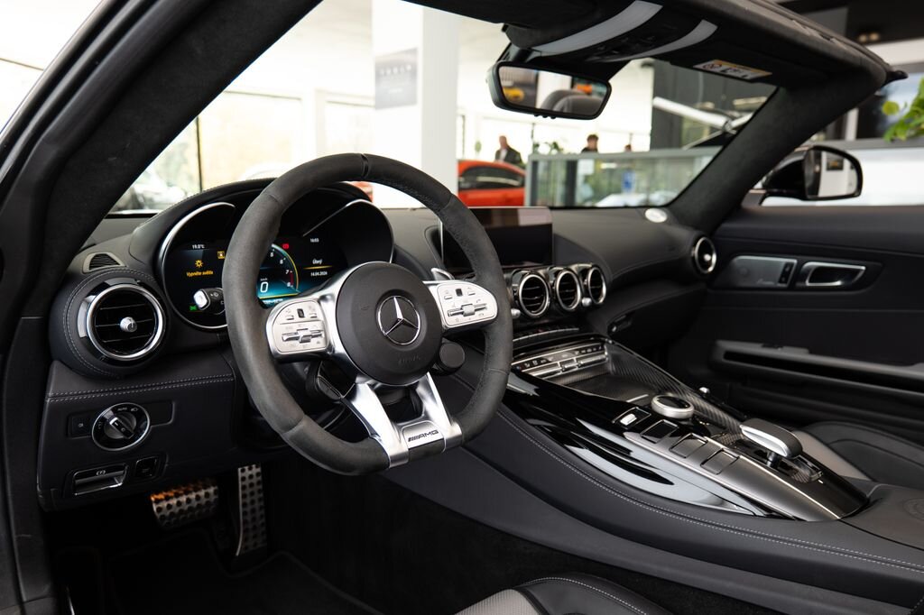Mercedes-Benz AMG GT Kabriolet 4,0 l 410 kw