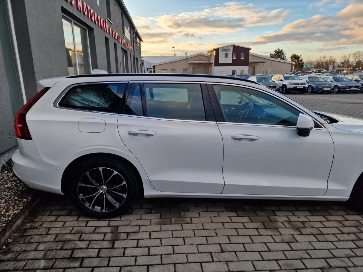 Volvo V60 Kombi 2,0 l 145 kw