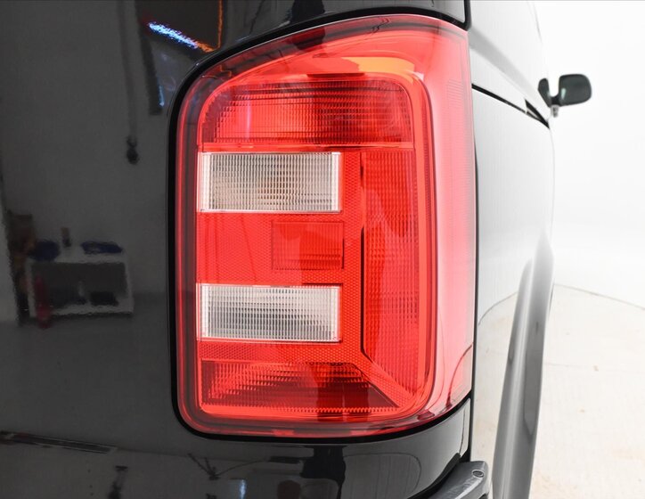 Volkswagen Transporter Skříň 2,0 l 75 kw