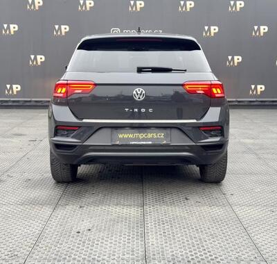Volkswagen T-Roc 5