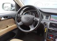 Audi Q7 16