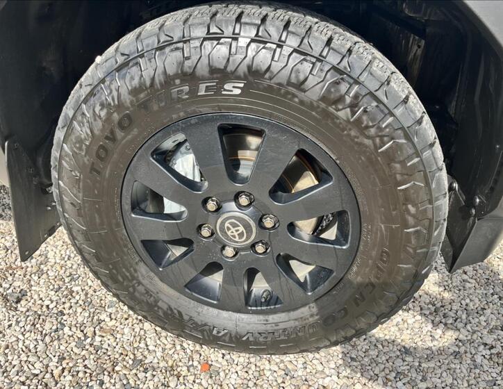 Toyota Land Cruiser 42