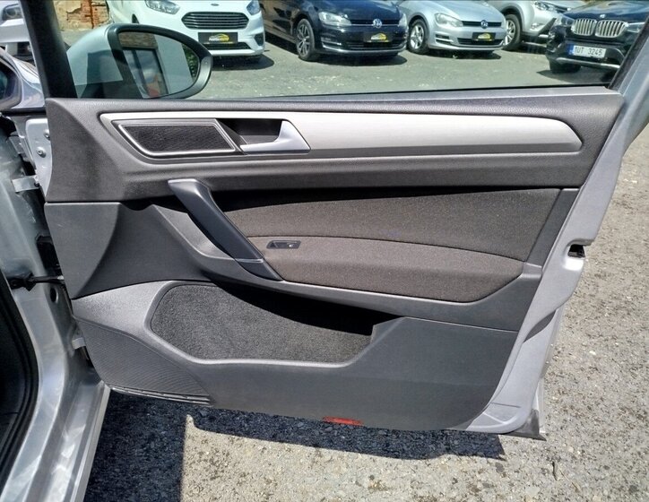 Volkswagen Golf Sportsvan MPV 2,0 l 110 kw