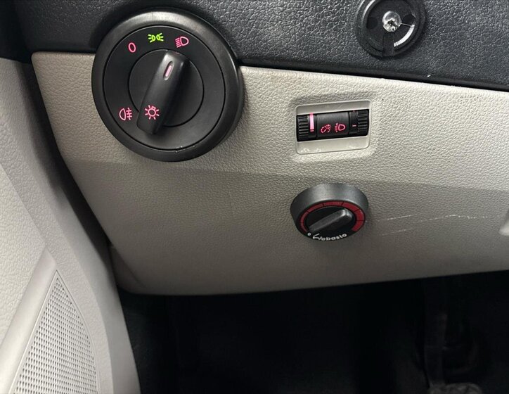 Volkswagen Transporter Kombi 2,0 l 110 kw