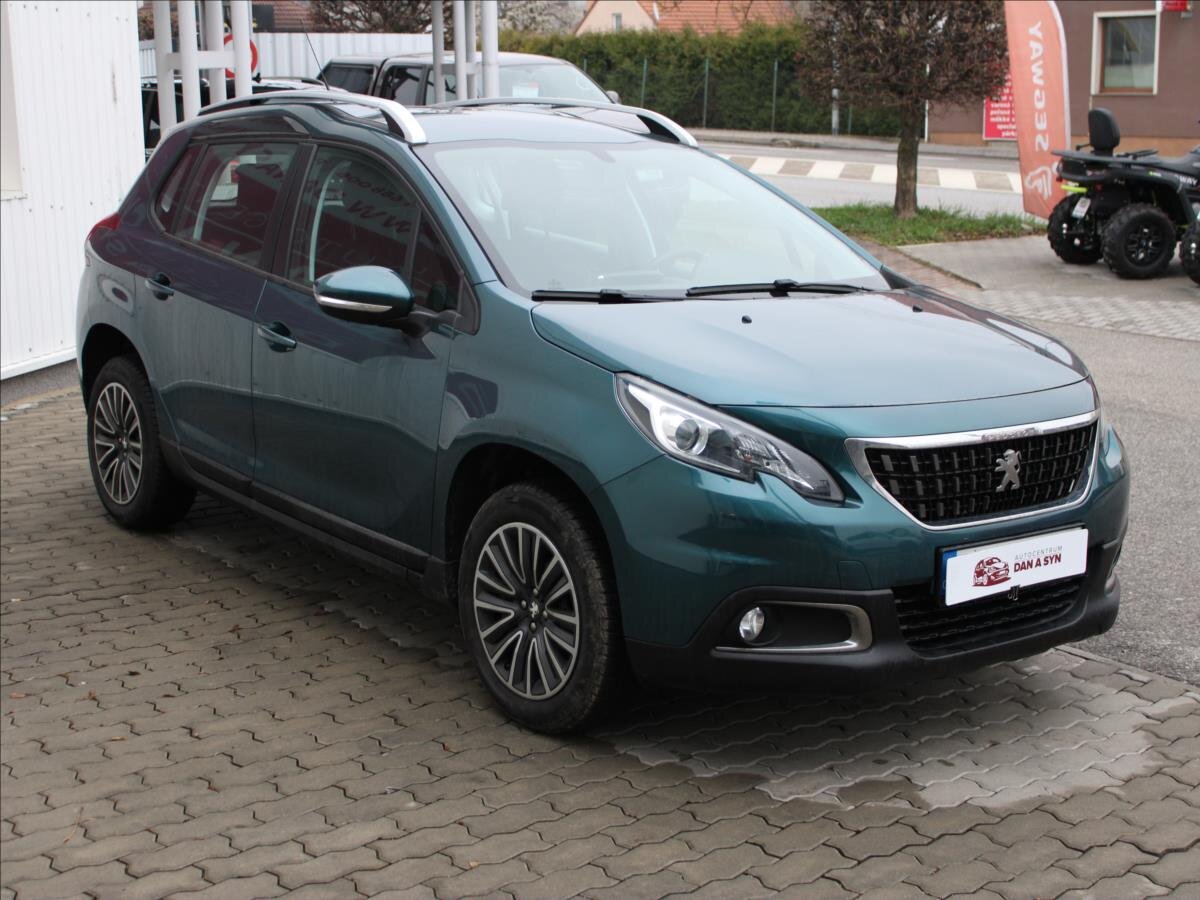 Peugeot 2008 Hatchback 1,2 l 61 kw