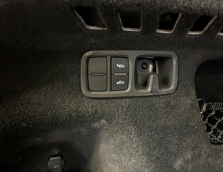 Audi Q8 SUV / Terénní 3,0 l 210 kw