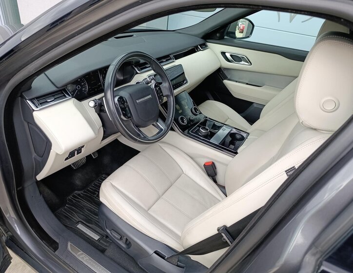 Land Rover Range Rover Velar SUV / Terénní 2,0 l 184 kw