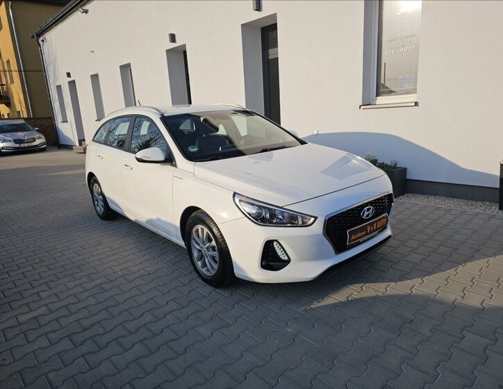 Hyundai i30 Kombi 1,6 l 81 kw