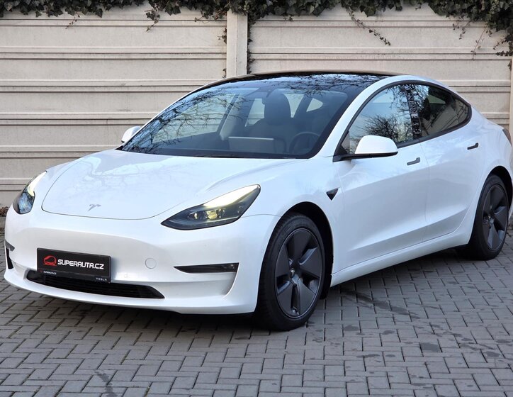 Tesla Model 3 3