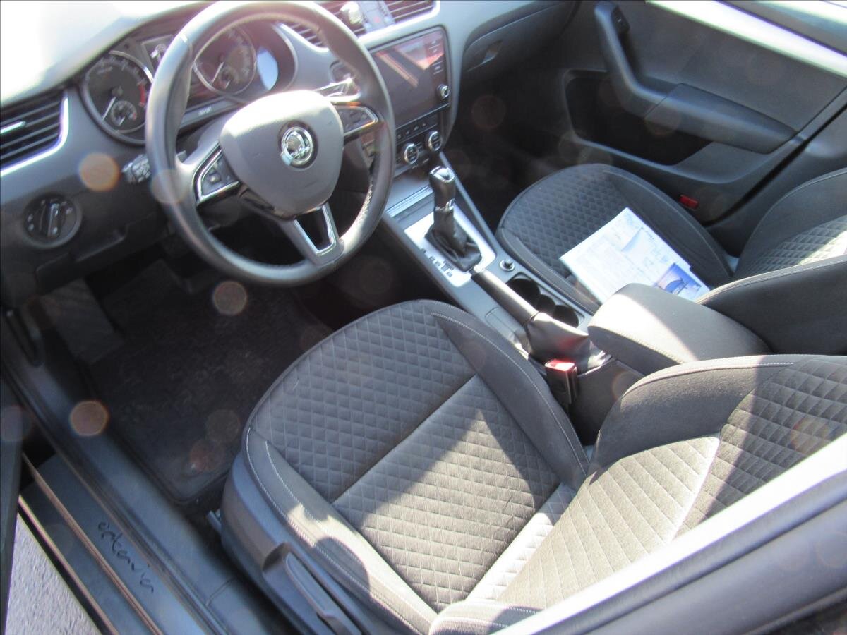 Škoda Octavia Kombi 2,0 l 110 kw