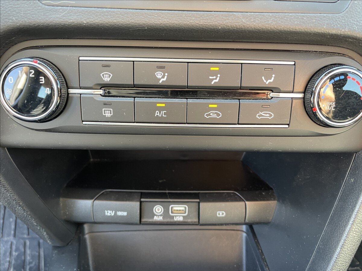 KIA Ceed Hatchback 1,4 l 73 kw