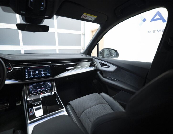Audi Q7 SUV / Terénní 3,0 l 210 kw