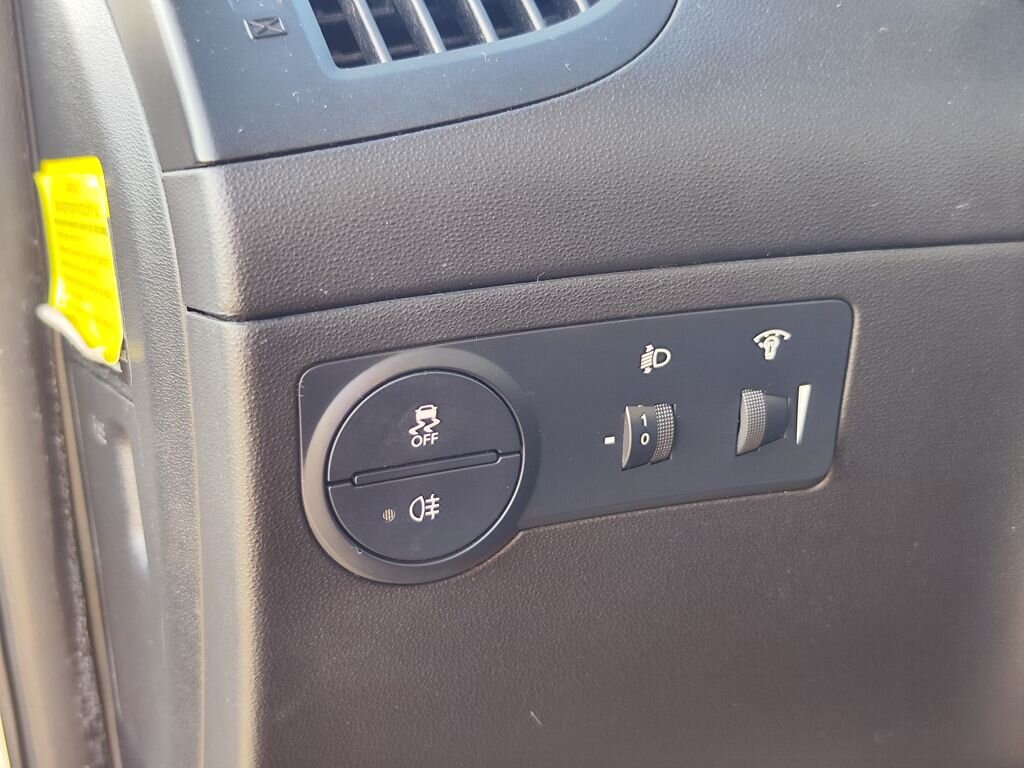 Hyundai Genesis Kupé 0,0 223 kw