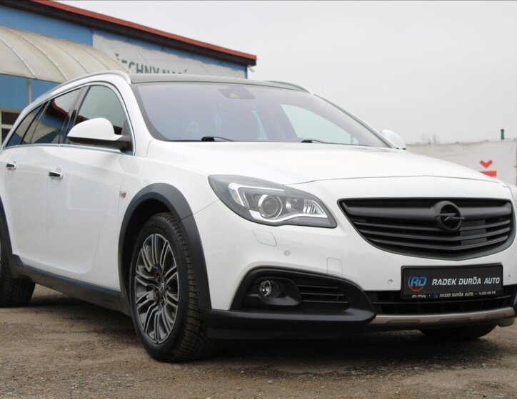 Opel Insignia 3