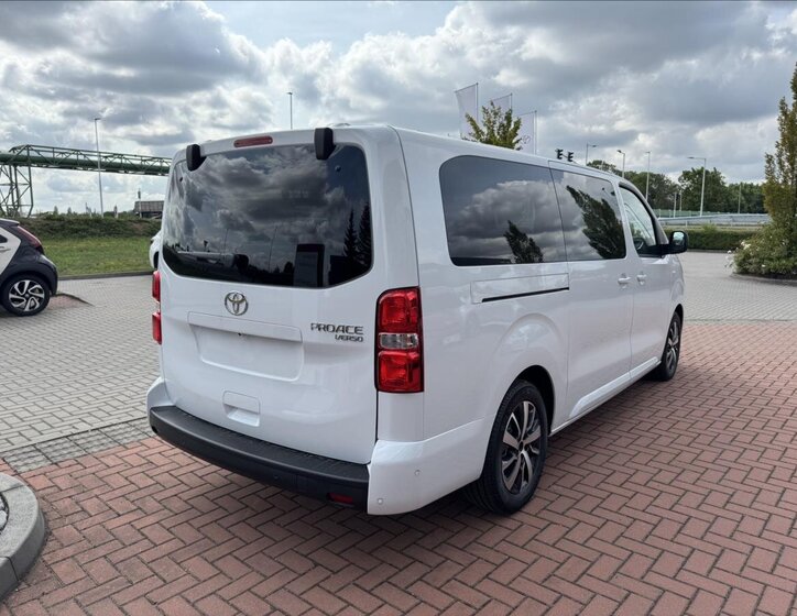 Toyota ProAce Verso 5